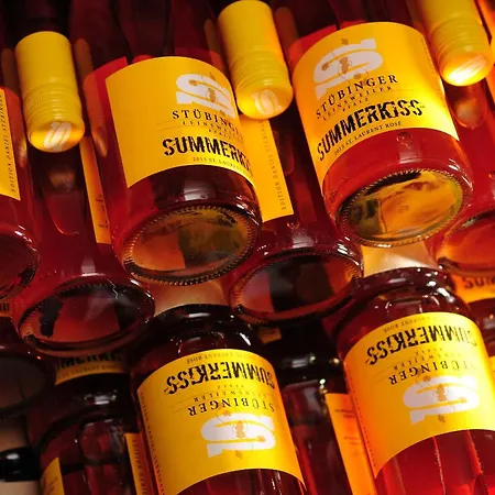 Вилла Ferienweingut Peter Stuebinger Лайнсвайлер Номер фото