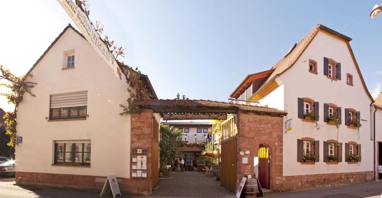 Ferienweingut Peter Stuebinger Casa vacanze *